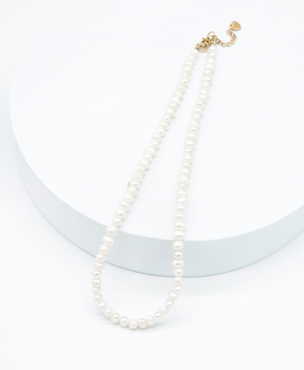 Gėlavandenių perlų kaklo vėrinys 5mm-kuklus, minimalistinis, klasikinis.